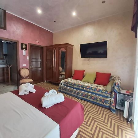 Bed And Breakfast Dolce Noemi レッジョ・ディ・カラブリア エクステリア 写真